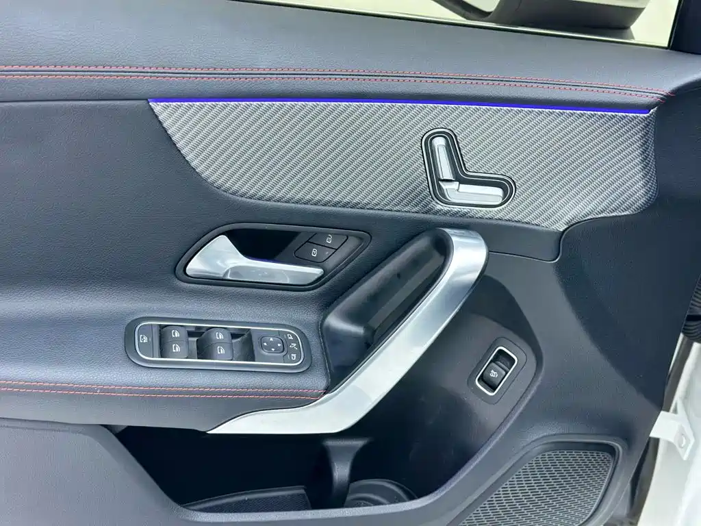 Mercedes-Benz A-Class 2024 2024 A 200 L Fashion Edition