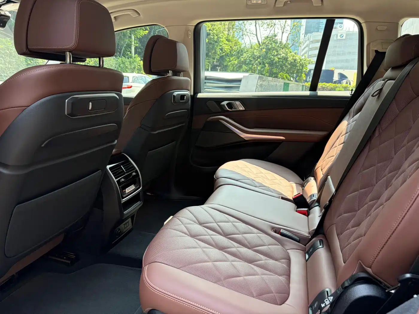 BMW X7 2025 2023 xDrive40i Leading Luxury Package