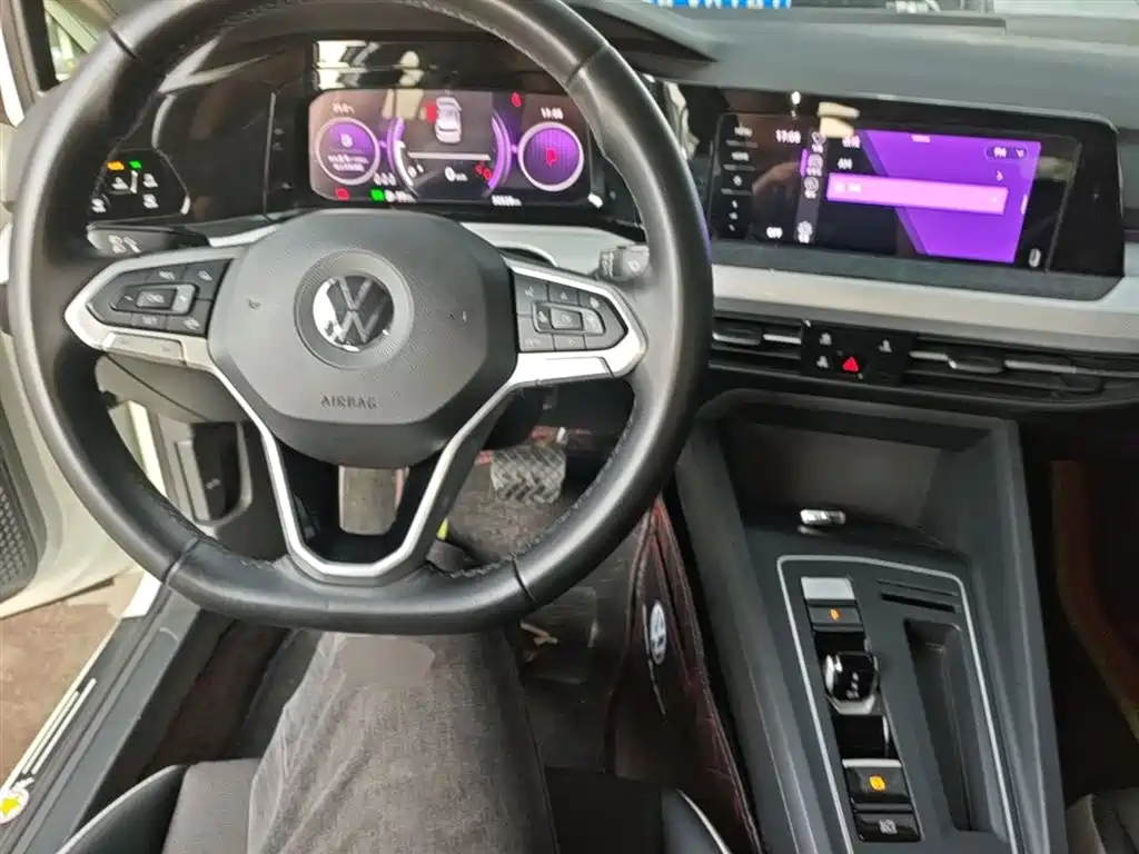 Volkswagen Golf 2021 280TSI DSG Pro фото 9