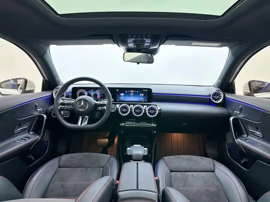 Mercedes-Benz A-Class 2024 2024 A 200 L Fashion Edition