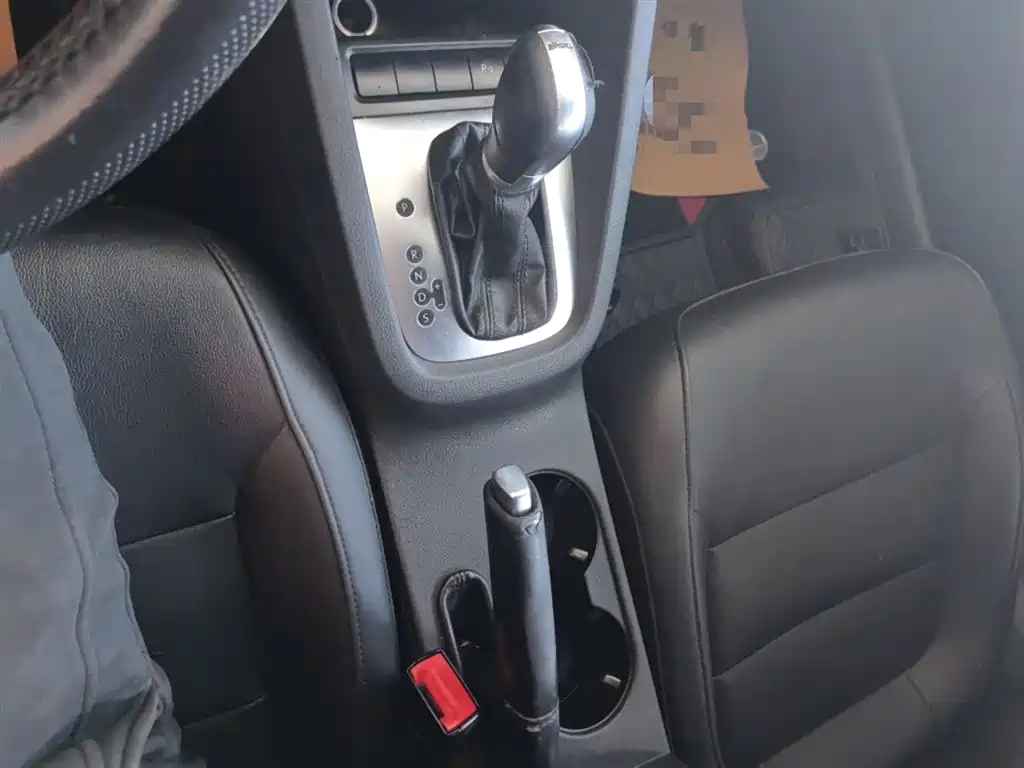Volkswagen Sagitar 2014 Facelift 1.4TSI Automatic Luxury фото 14