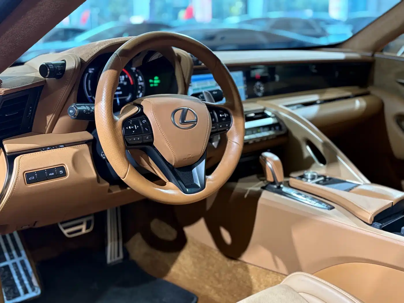 Lexus LC 2020 500h Sport Edition фото 12
