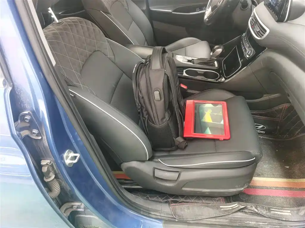 Hyundai Tucson 2019 280TGDi Dual-clutch 2WD Fashion Edition China VI фото 25