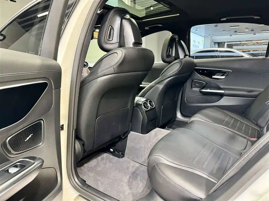 Mercedes-Benz C-Class 2022 Facelift C 200 L Sport фото 20