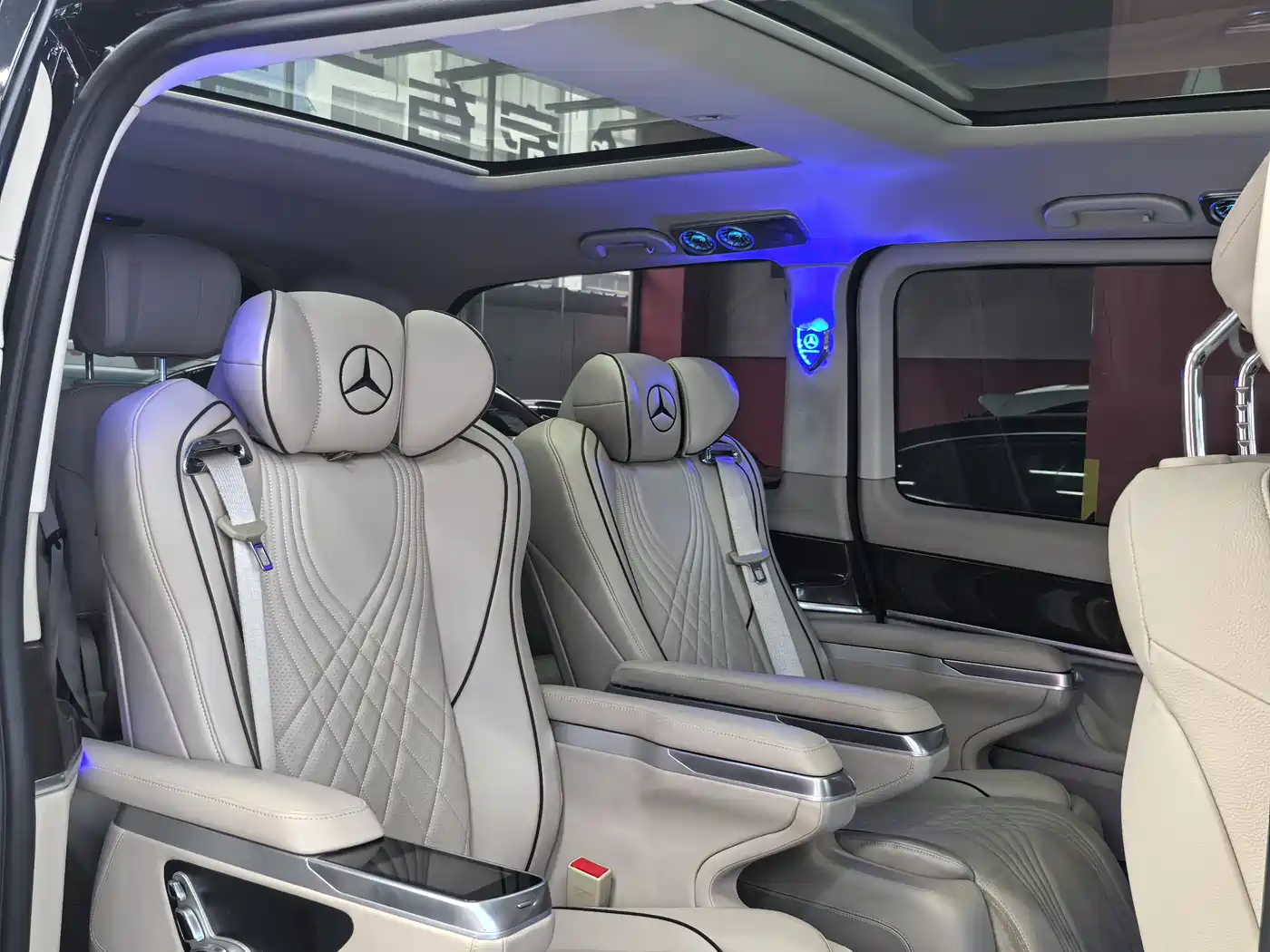 MERCEDES-BENZ V CLASS