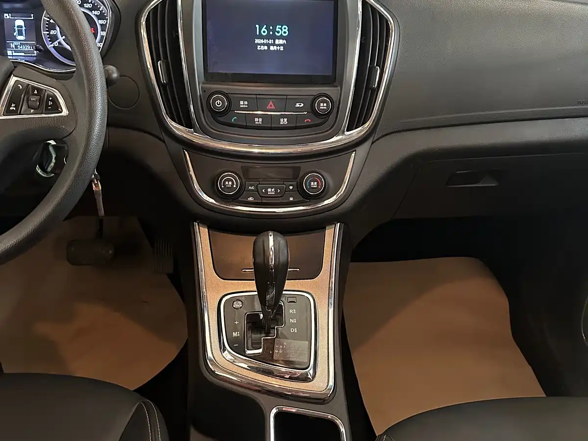 Baojun 560 2017 2017 1.8L iAMT Comfort
