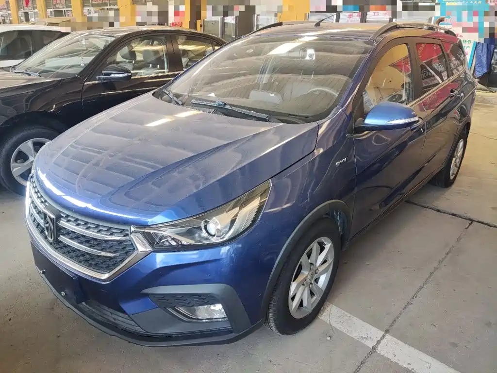 Baojun 310W 2019 2018 1.5L Auto Fashion China V