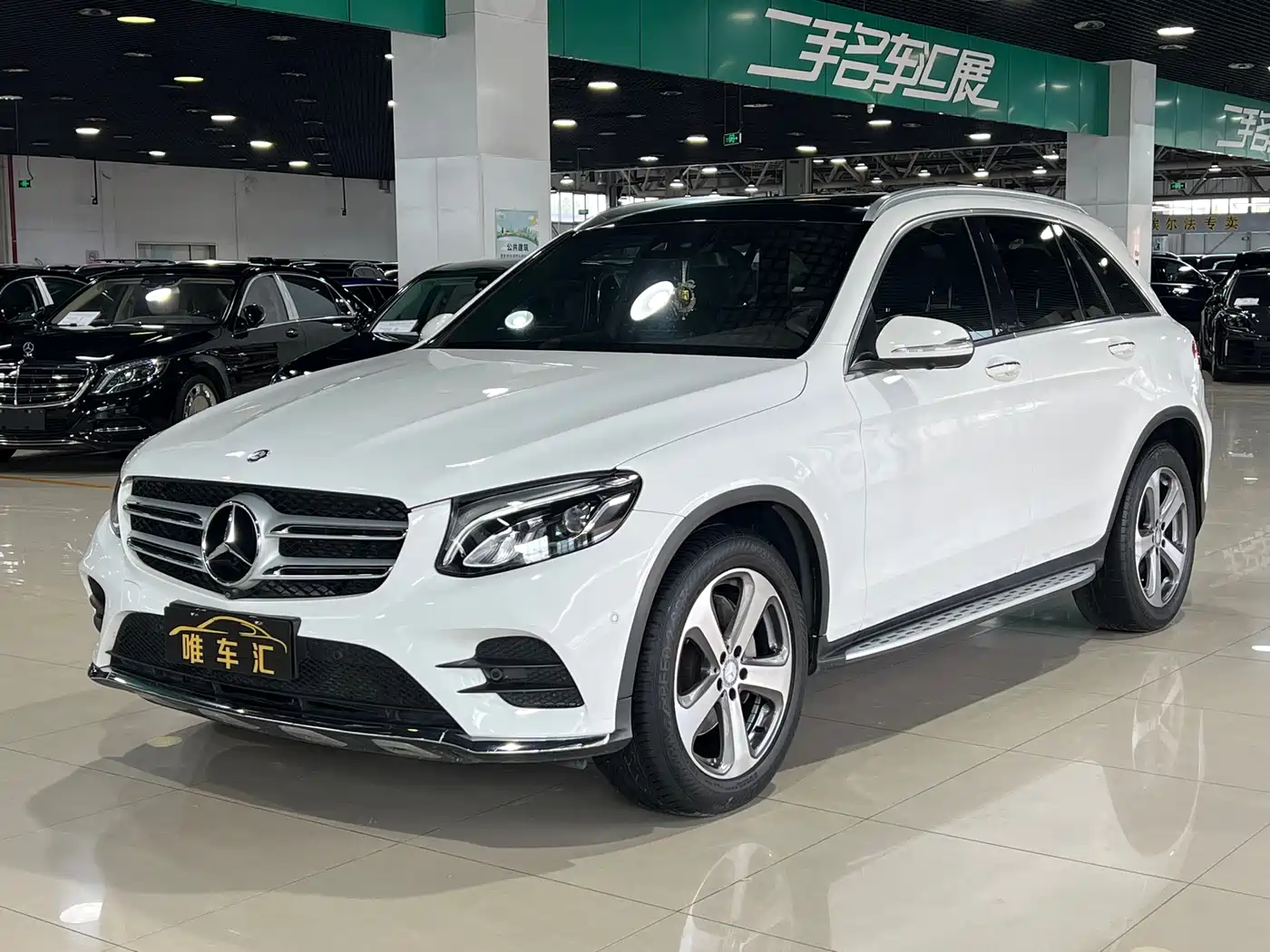 Mercedes-Benz GLC 2017 GLC 260 4MATIC Luxury