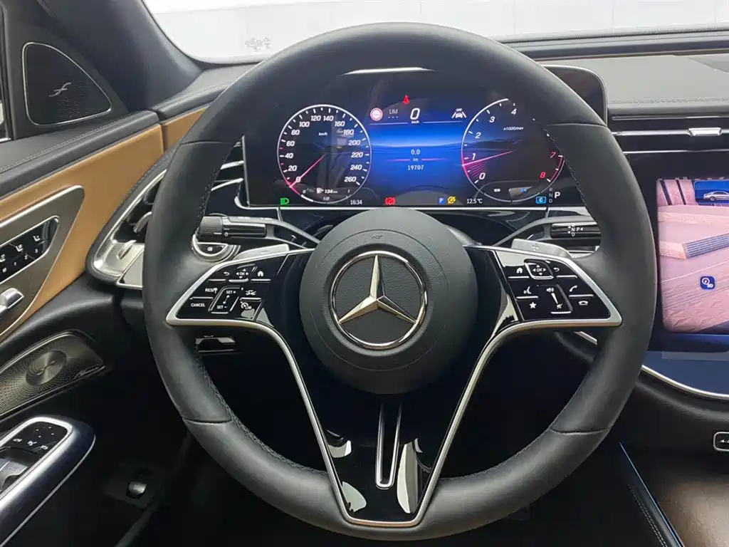 Mercedes-Benz E-Class 2024 Facelift E 300 L Luxury фото 14