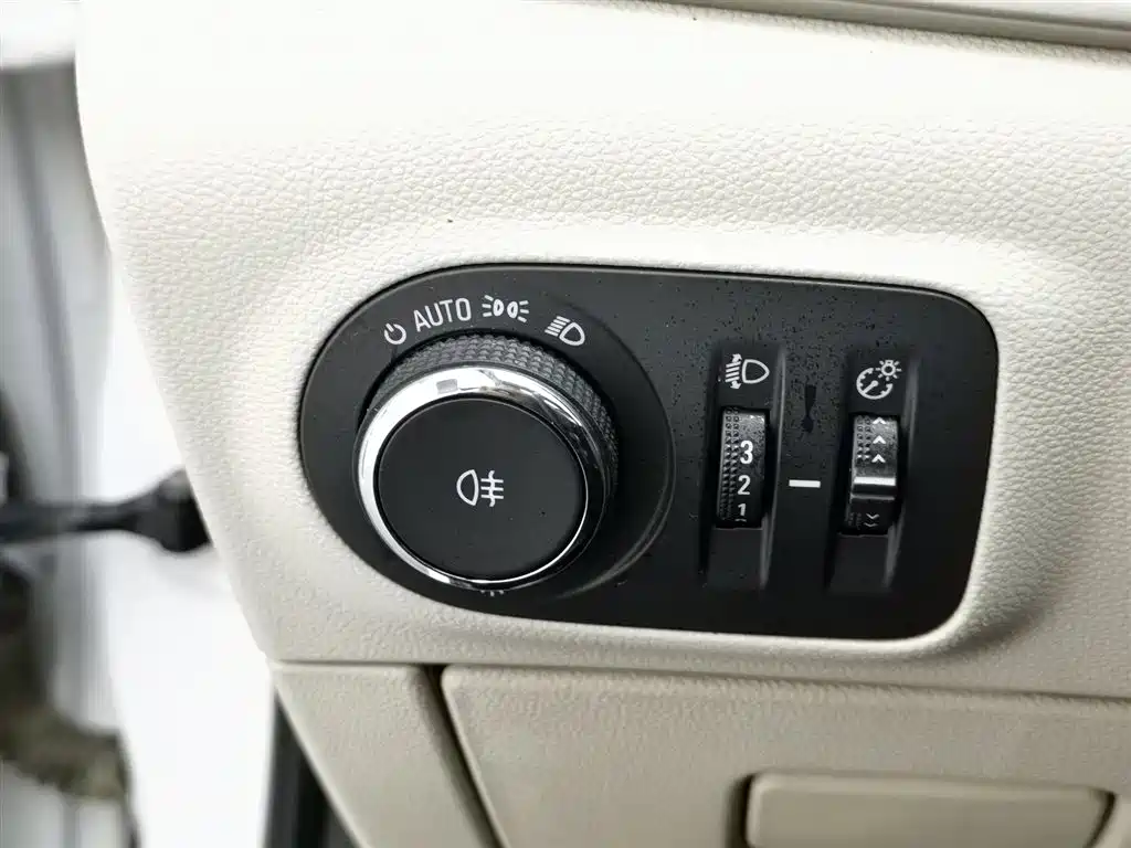 Buick Verano 2020 15T Auto Progressive фото 21