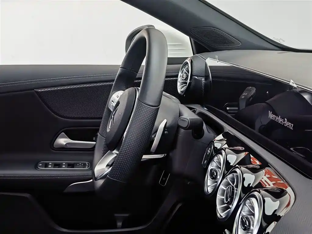 Mercedes-Benz A-Class 2022 Facelift III A 200 L Sport Sedan Fashion фото 22