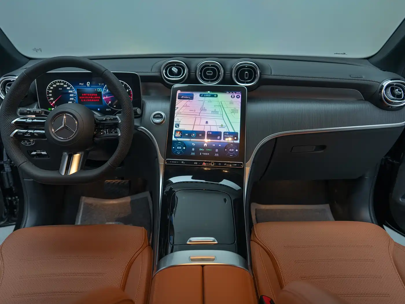Mercedes-Benz GLC 2024 GLC 260 L 4MATIC Luxury 5-seater фото 11