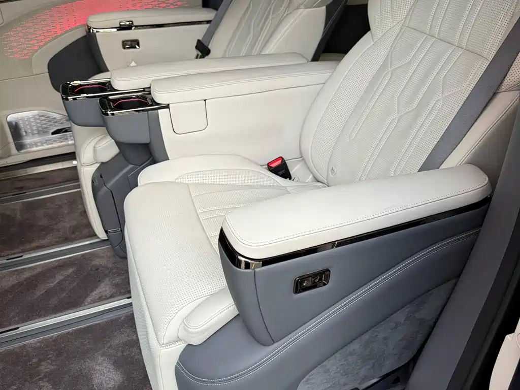 ZEEKR EXTREME KRYPTON 009