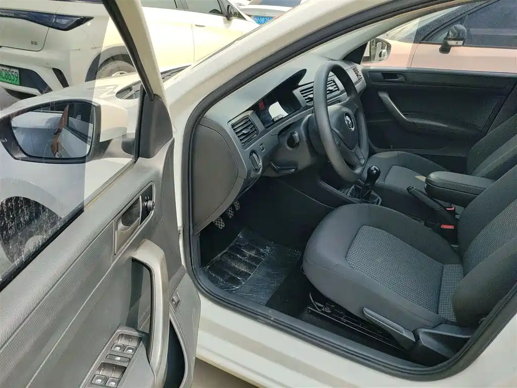 Volkswagen Santana 2018 1.5L Manual Trend Edition фото 16