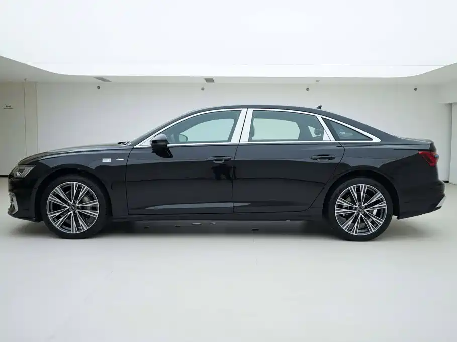 Audi A6L 2026 2026 Model Year 45 TFSI quattro Premium Dynamic