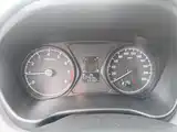 Photo 12 - Hyundai Verna