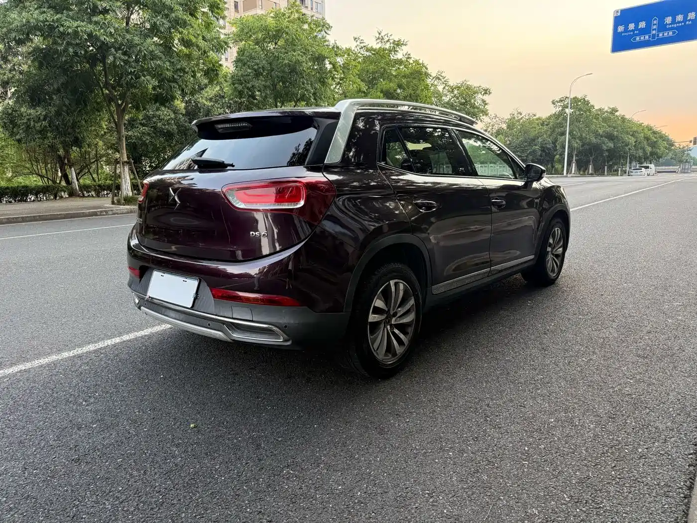 DS 6 2015 2014 1.6T Luxury Edition THP160