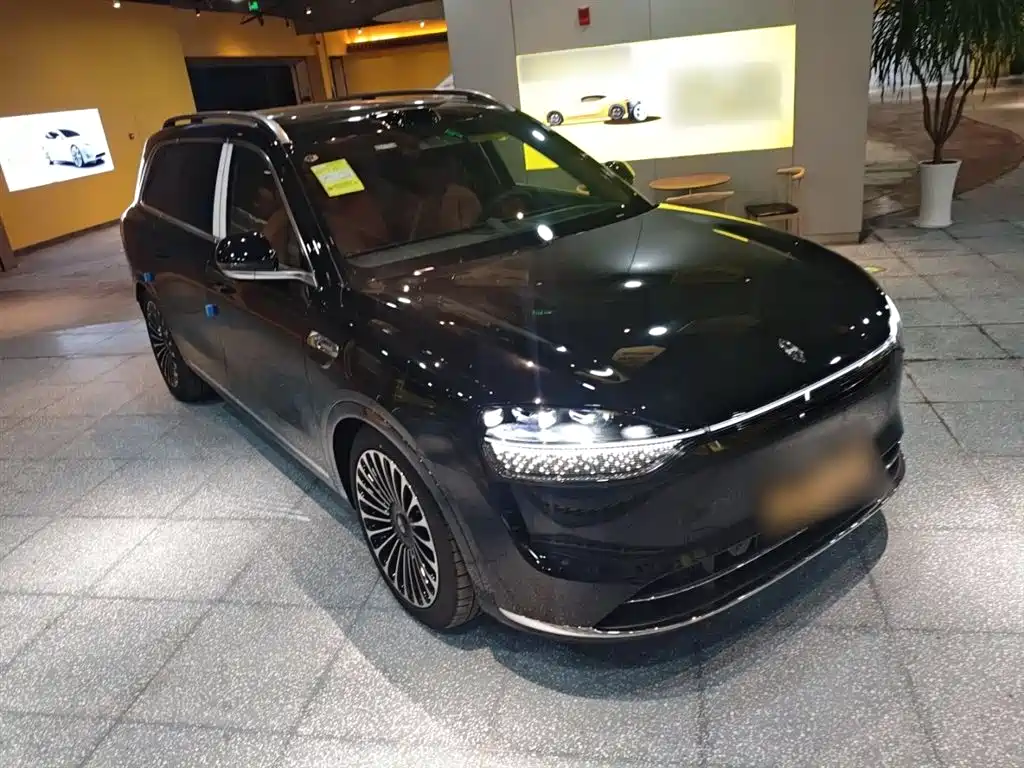AITO Wenjie AITO M9 2025 Extended Range Ultra 52kWh 6-Seater фото 4