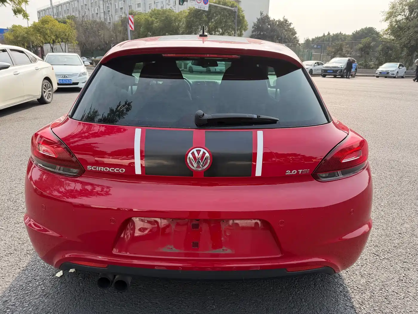Volkswagen Scirocco 2011 2.0TSI Luxury фото 5