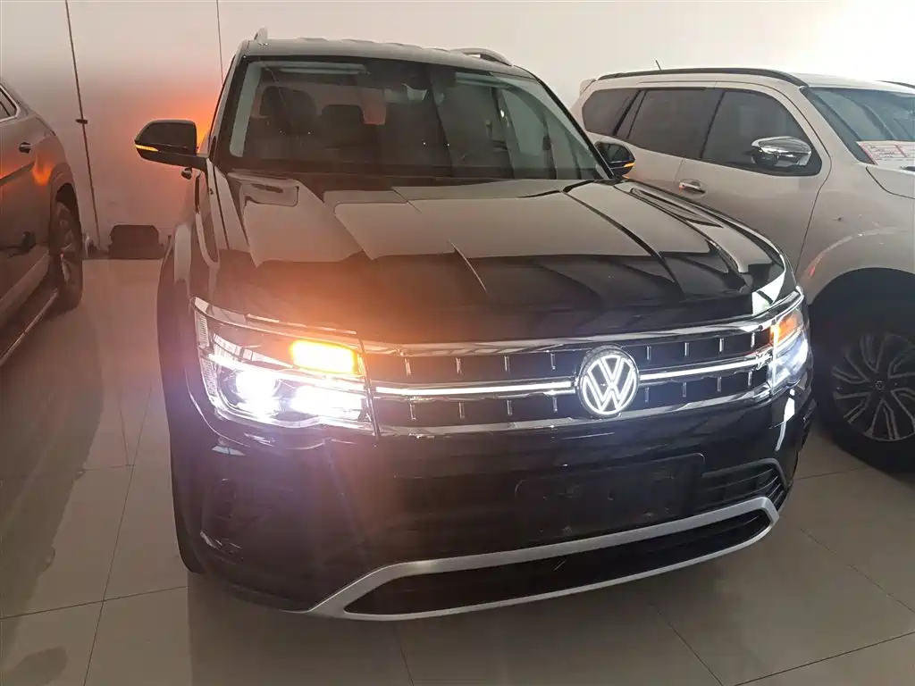 Volkswagen Teramont 2022 380TSI 4MOTION Luxury фото 3