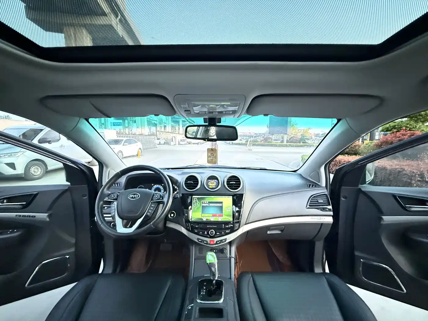 BYD S7 2015 2.0T Automatic Flagship Model фото 9