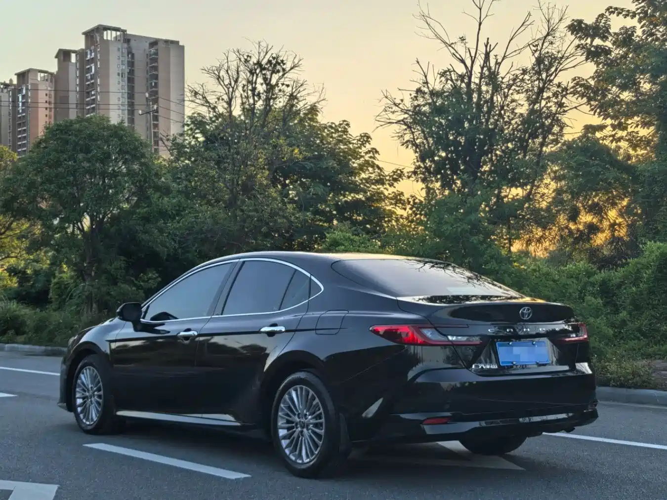 Фото 6 - Toyota Camry