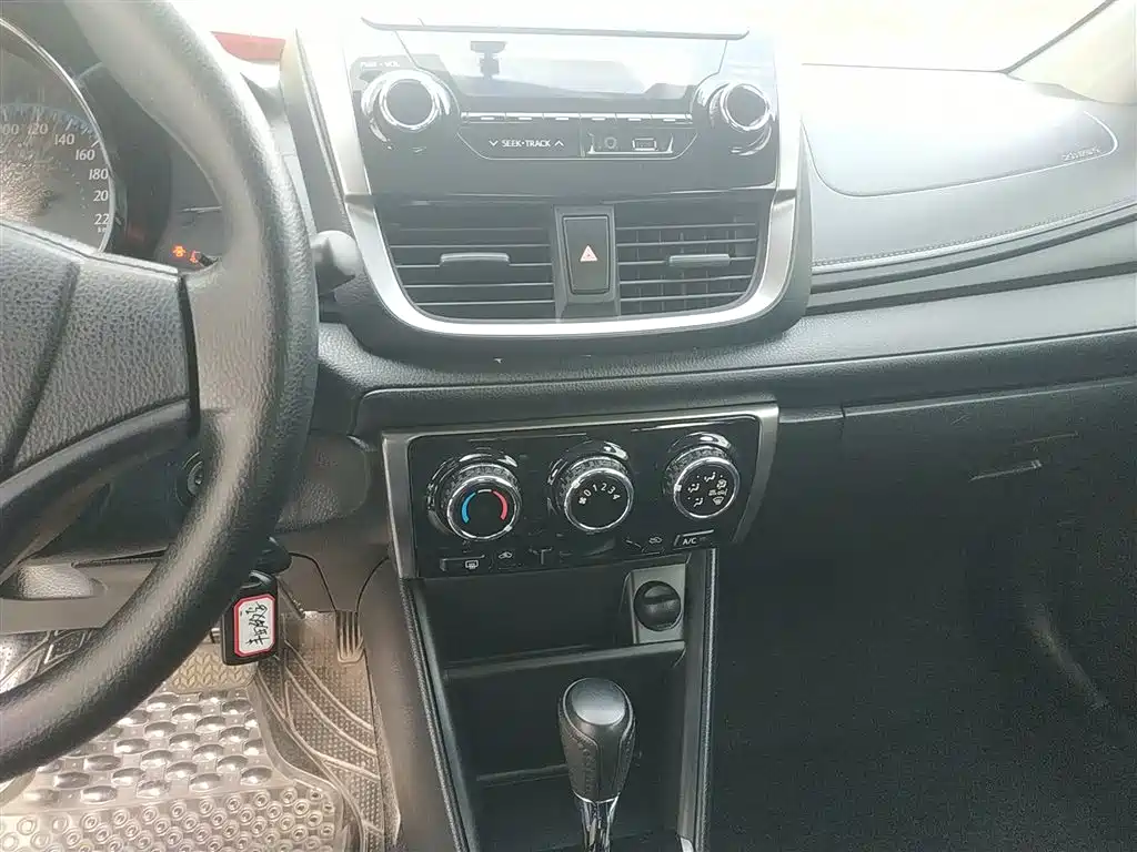 Toyota YARiS L Zhi Xiang 2017 1.5E CVT Charming Edition фото 13