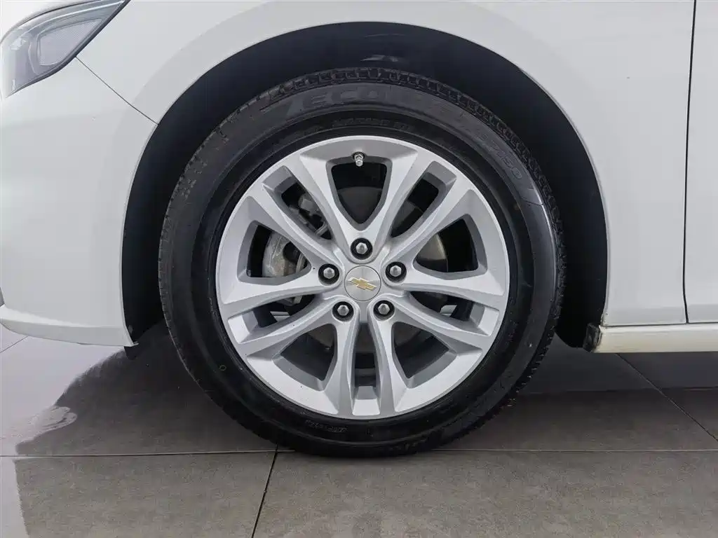Chevrolet Malibu XL 2016 1.5T Dual-Clutch Ruichi Edition фото 17