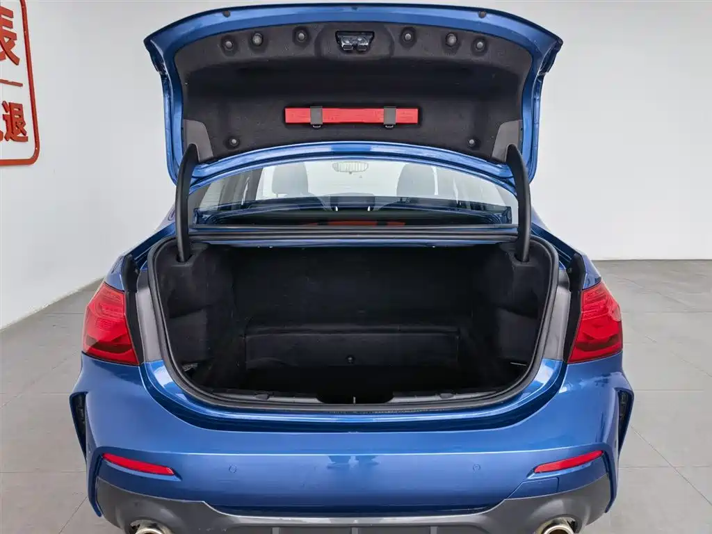 BMW 1 Series 2020 Model 120i M Sport Package фото 16