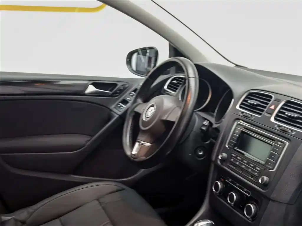 Volkswagen Golf 2012 1.4TSI Automatic Comfort фото 22