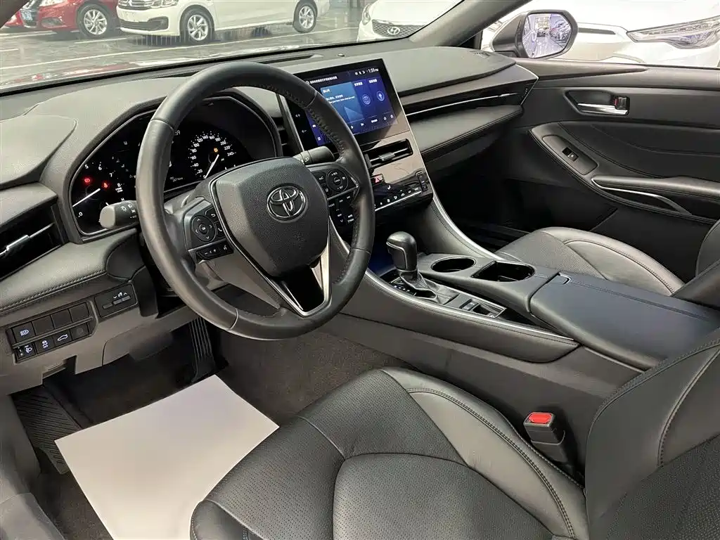 Toyota Avalon 2022 2.0L Luxury Edition фото 18