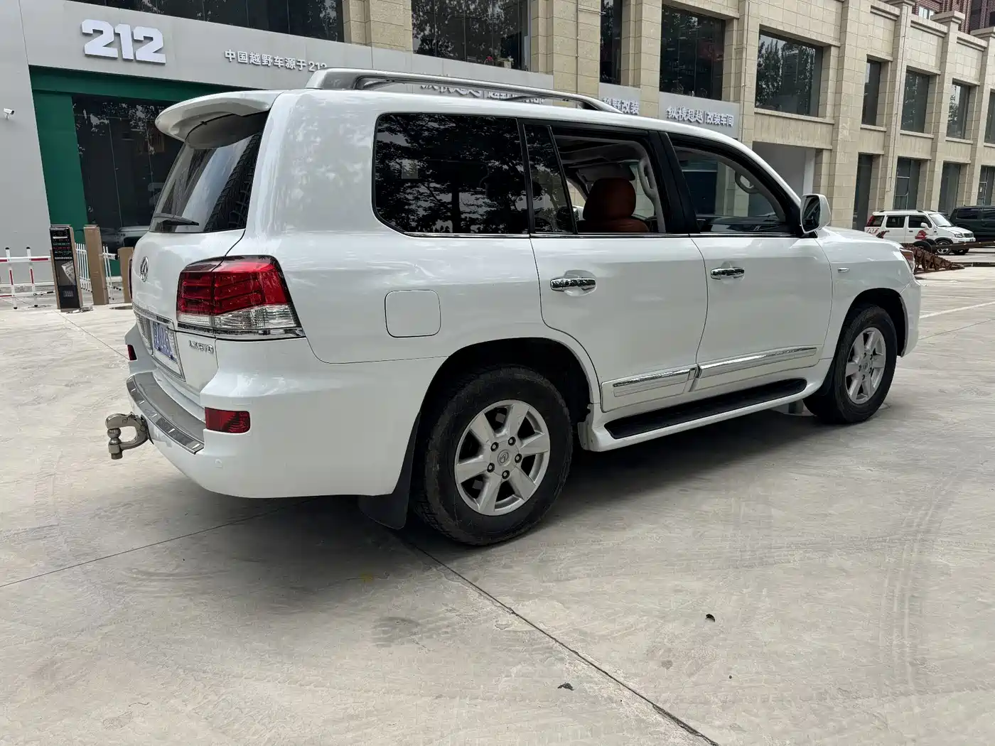 Lexus LX 2011 2009 570
