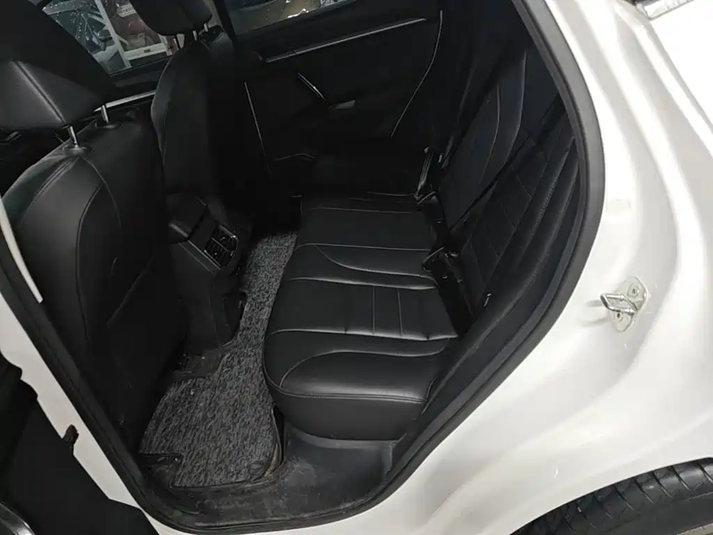 Фото 17 - Haval F5