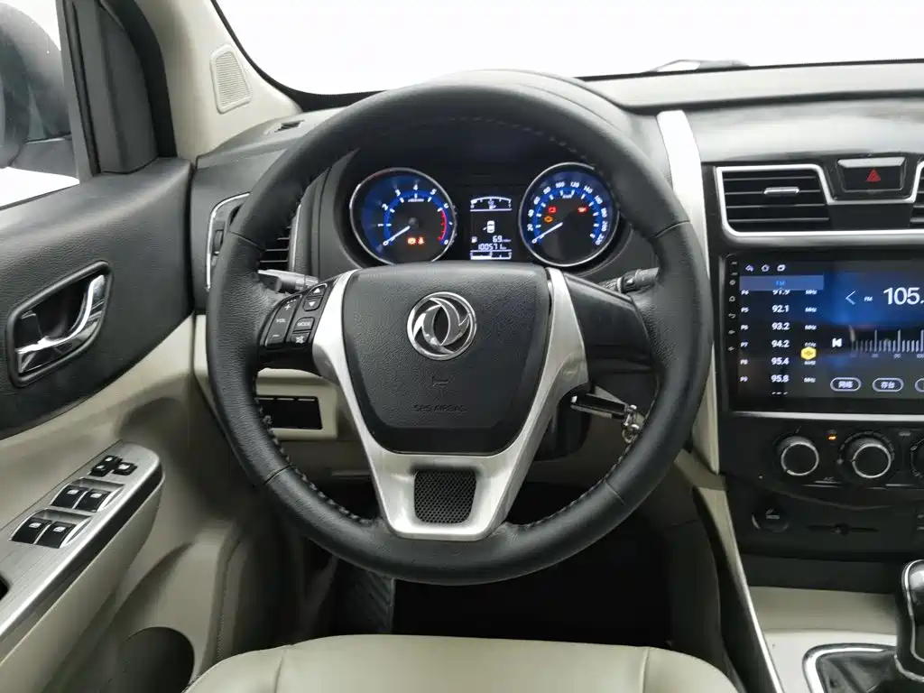 Dongfeng Fengxing Fengxing S500 2016 2016 1.5L Manual Luxury