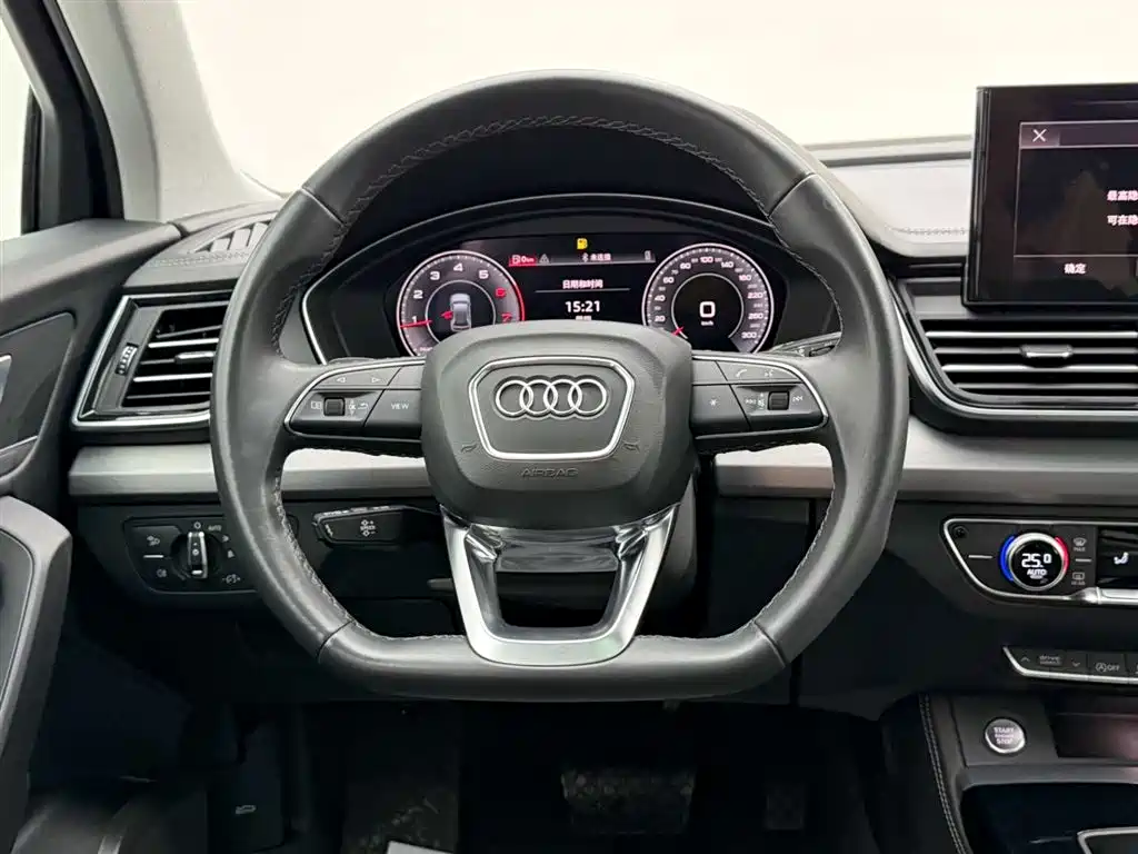 Audi Q5L 2024 Model 40 TFSI Fashion Dynamic фото 26
