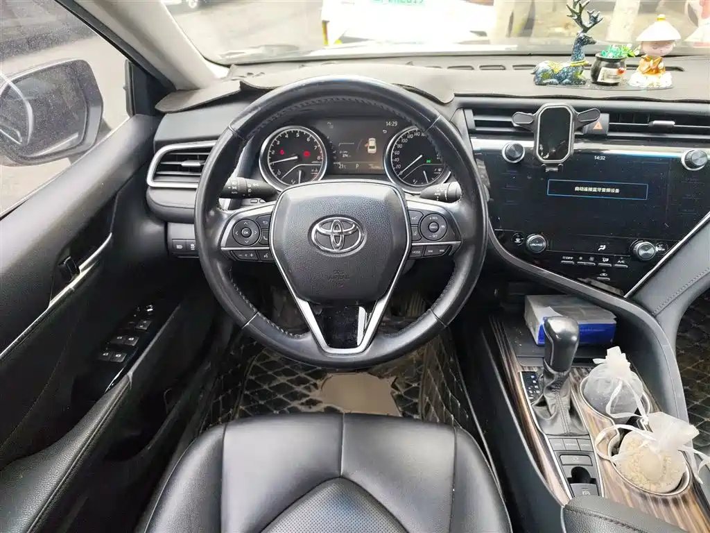 Toyota Camry 2019 Facelift 2.5G Luxury Edition фото 3