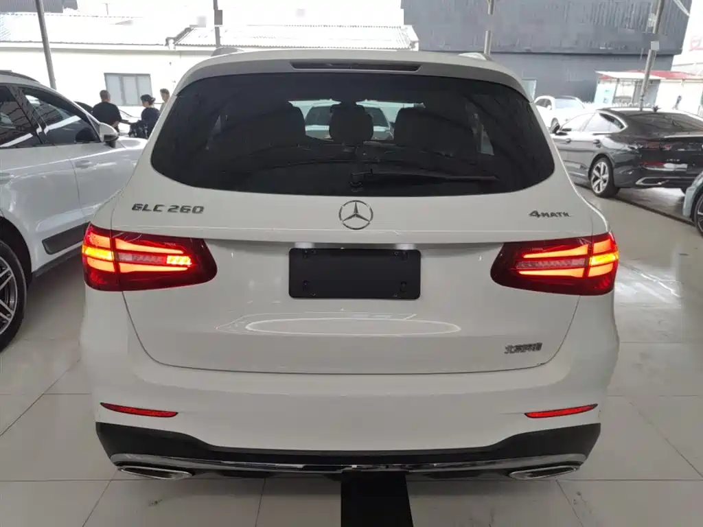 Mercedes-Benz GLC 2017 GLC 260 4MATIC Dynamic фото 4