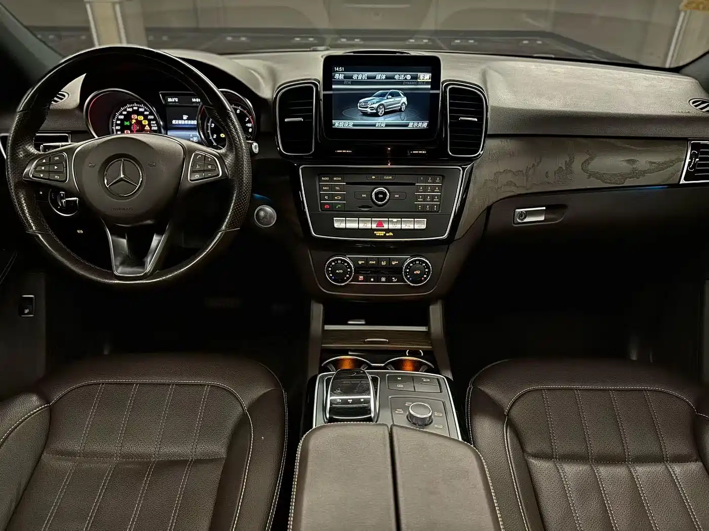 Mercedes-Benz GLE 2017 GLE 320 4MATIC Luxury фото 6