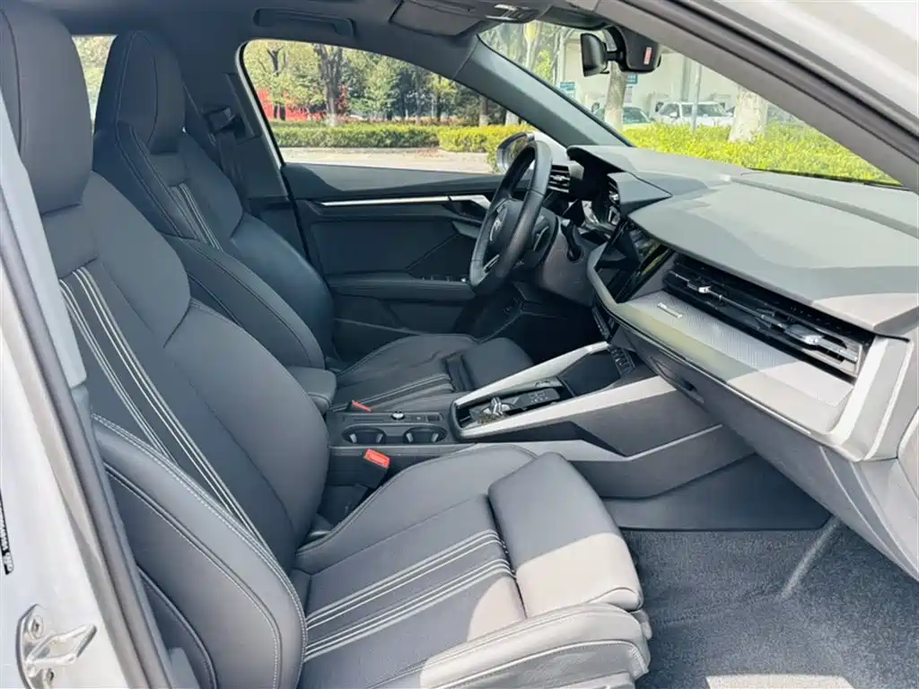Audi A3 2024 Model Sportback 35 TFSI Fashion Sport фото 23