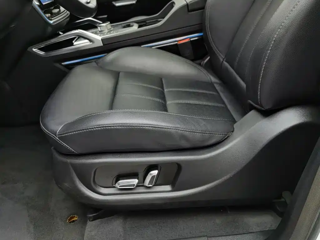 Zotye T700 2019 2017 1.8T DCT Premium New Year Edition
