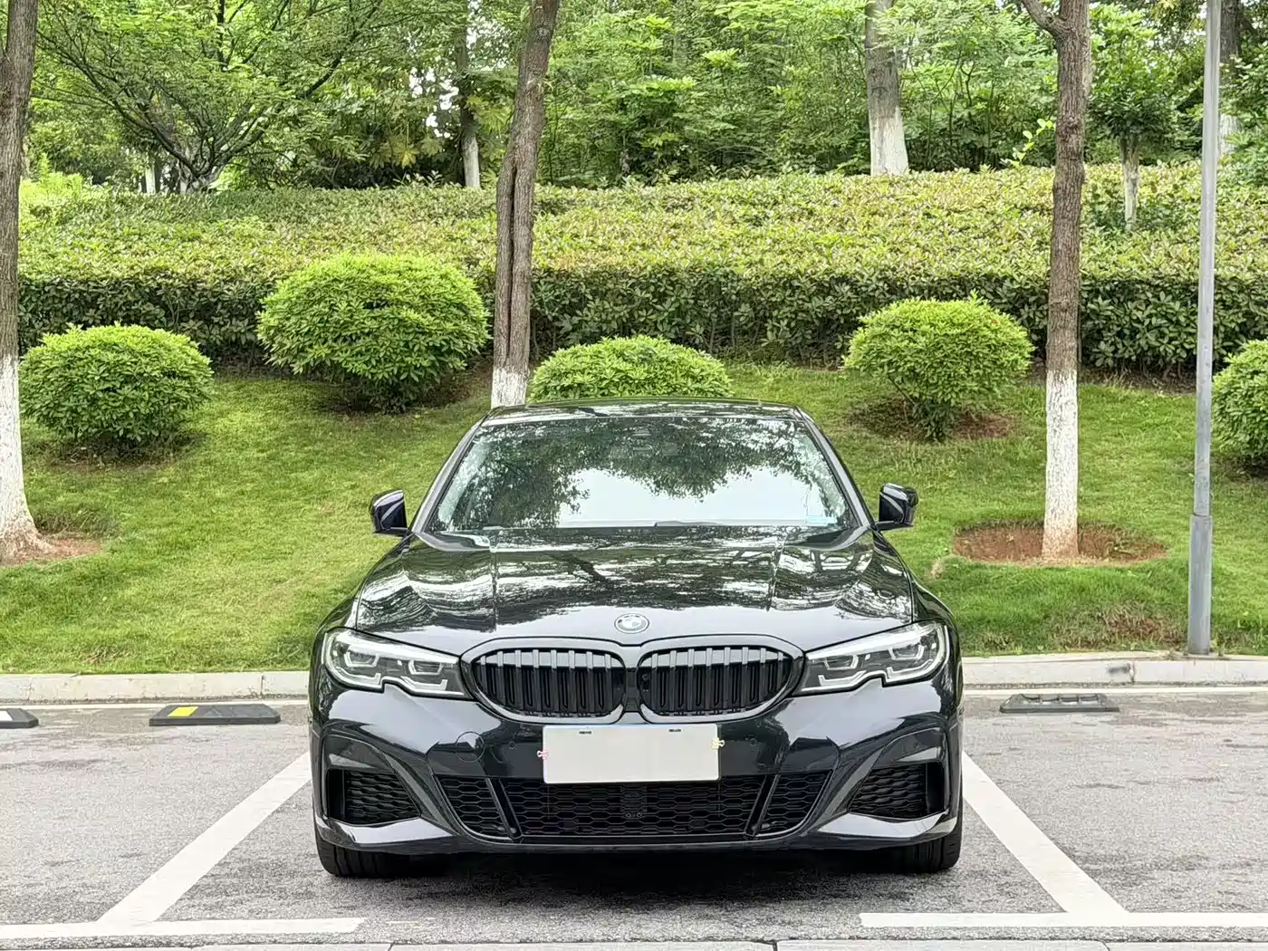 BMW 3 Series 2022 325Li M Sport Shadow Edition фото 2