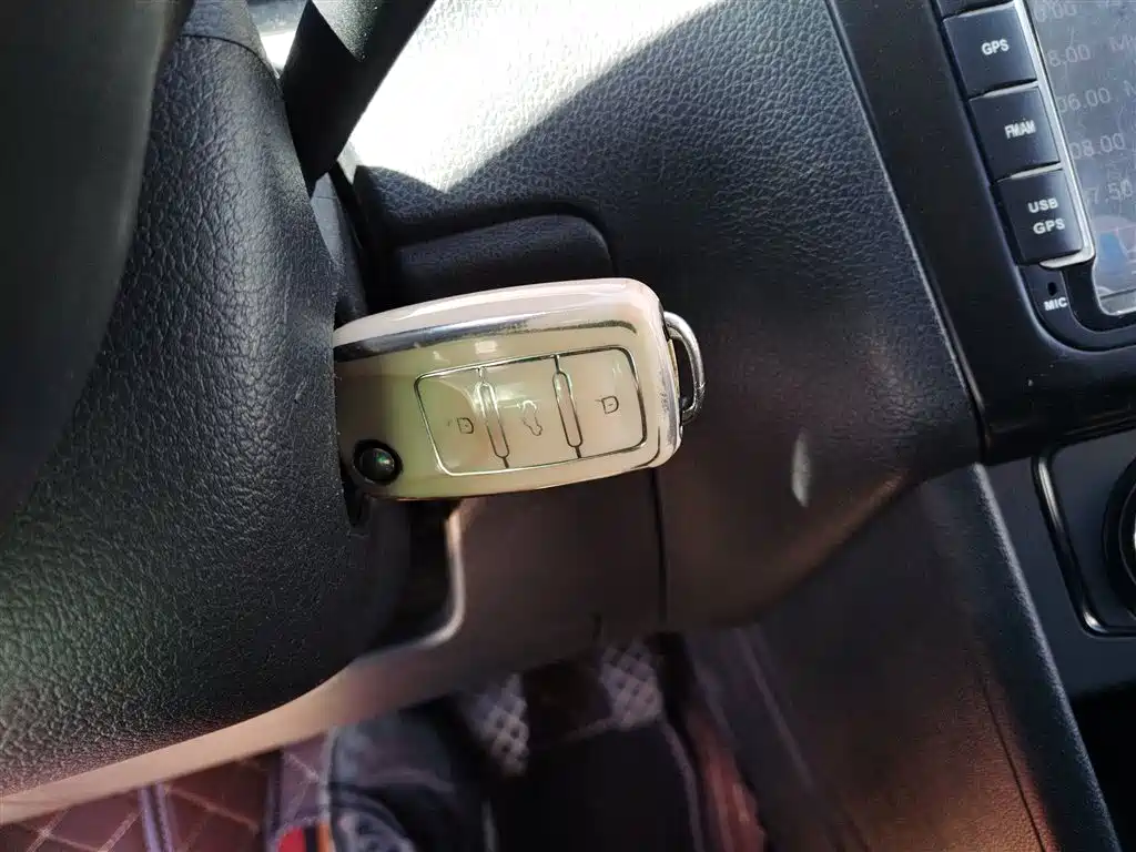 Volkswagen Polo 2016 1.4L Automatic Trend фото 9