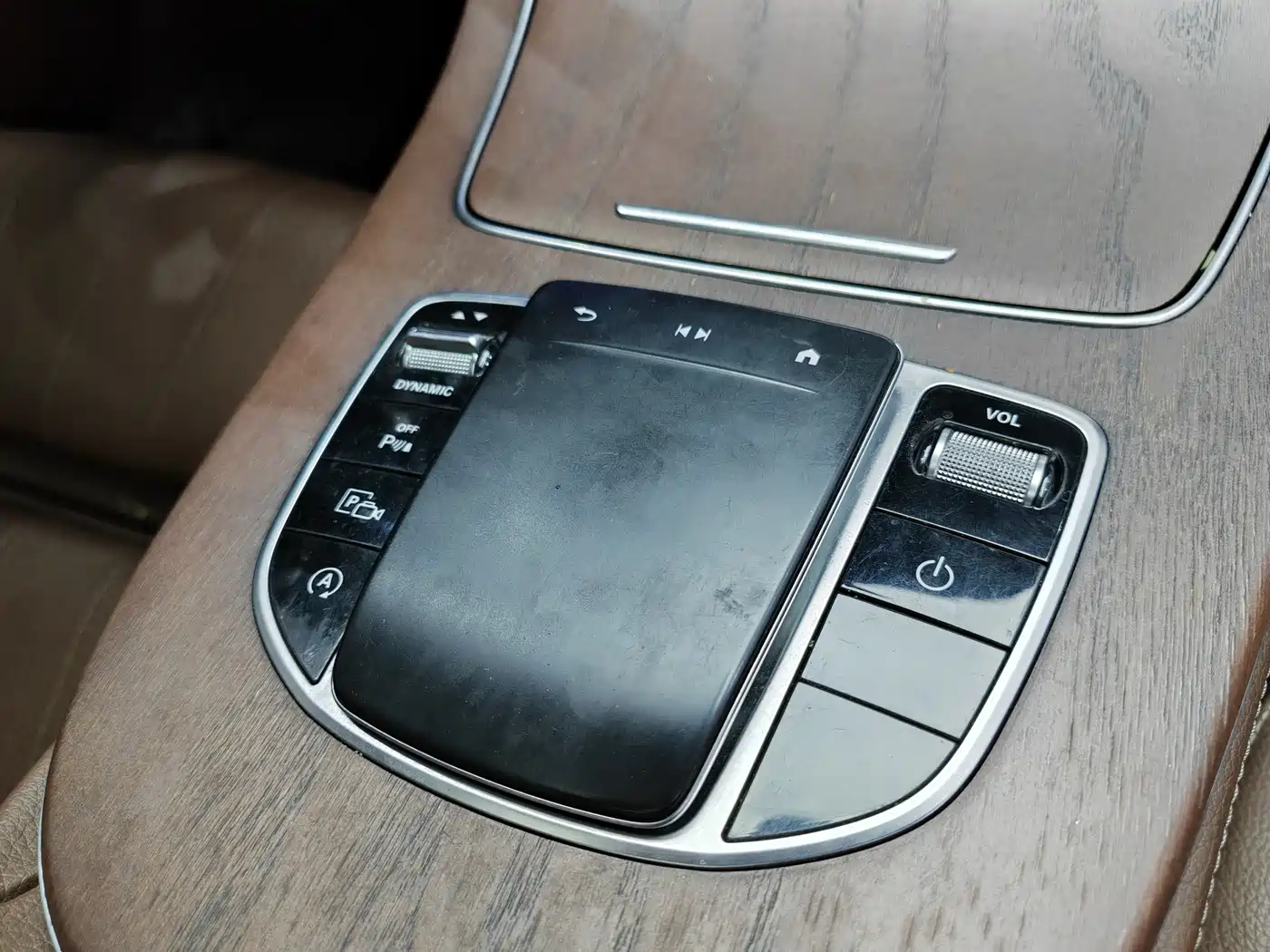 Mercedes-Benz E-Class 2023 E 260 L фото 16