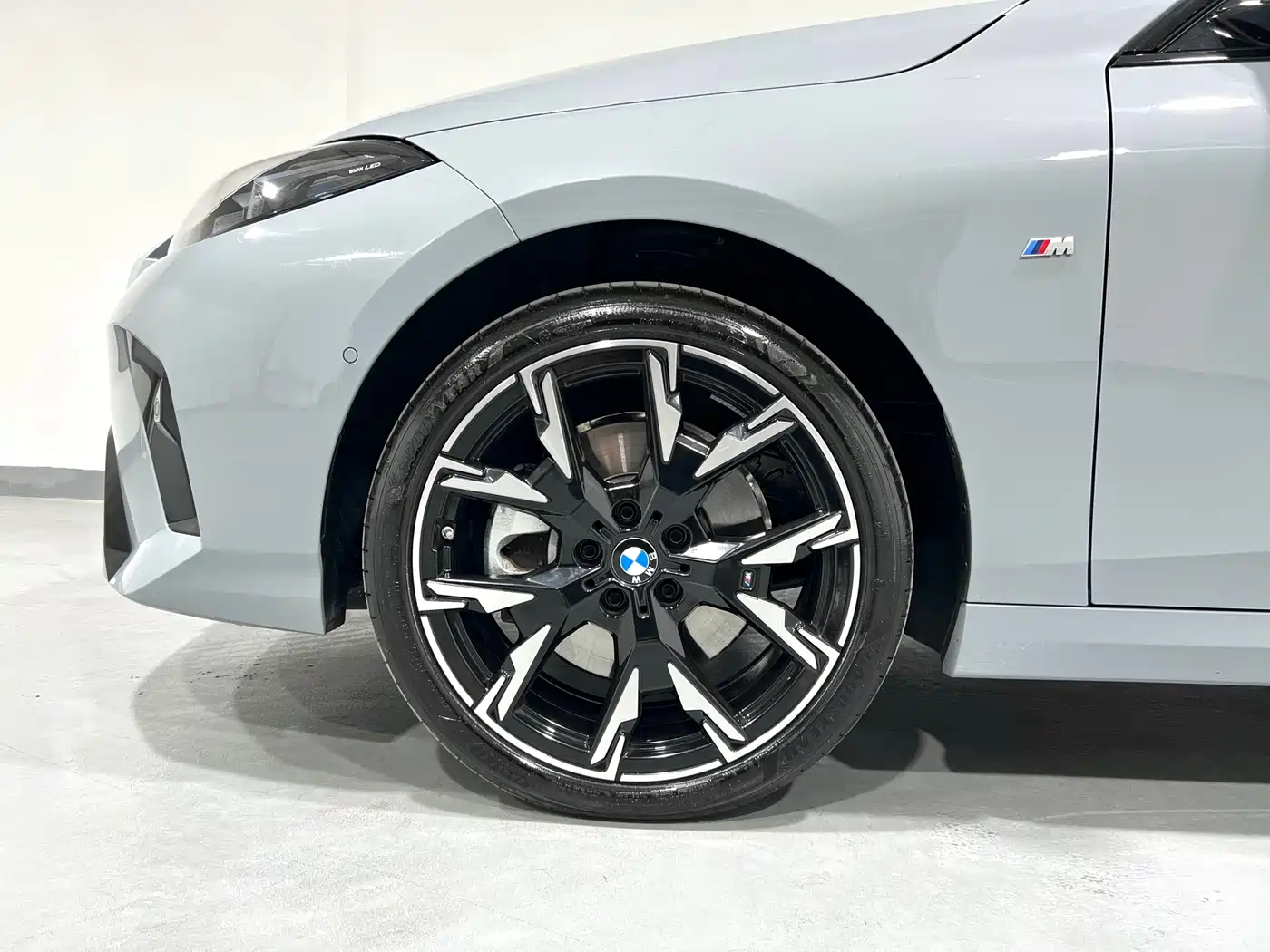 BMW 2 Series 2025 225L M Sport Moonlight Package фото 4