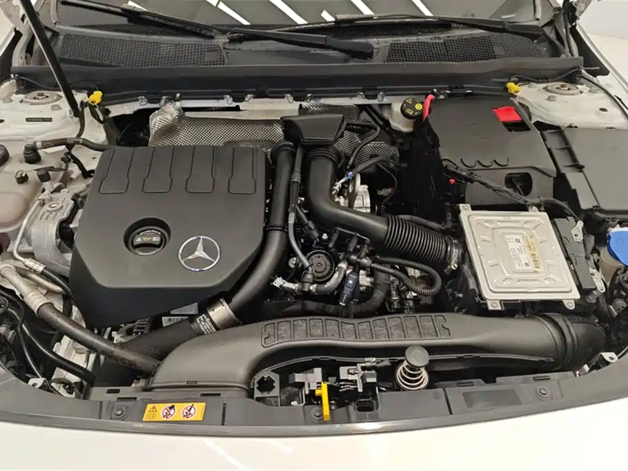 Mercedes-Benz A-Class 2022 A 180 L Sport Sedan фото 10