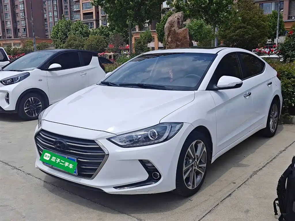 Hyundai Elantra 2016 Model 1.6L Automatic Smart Elite