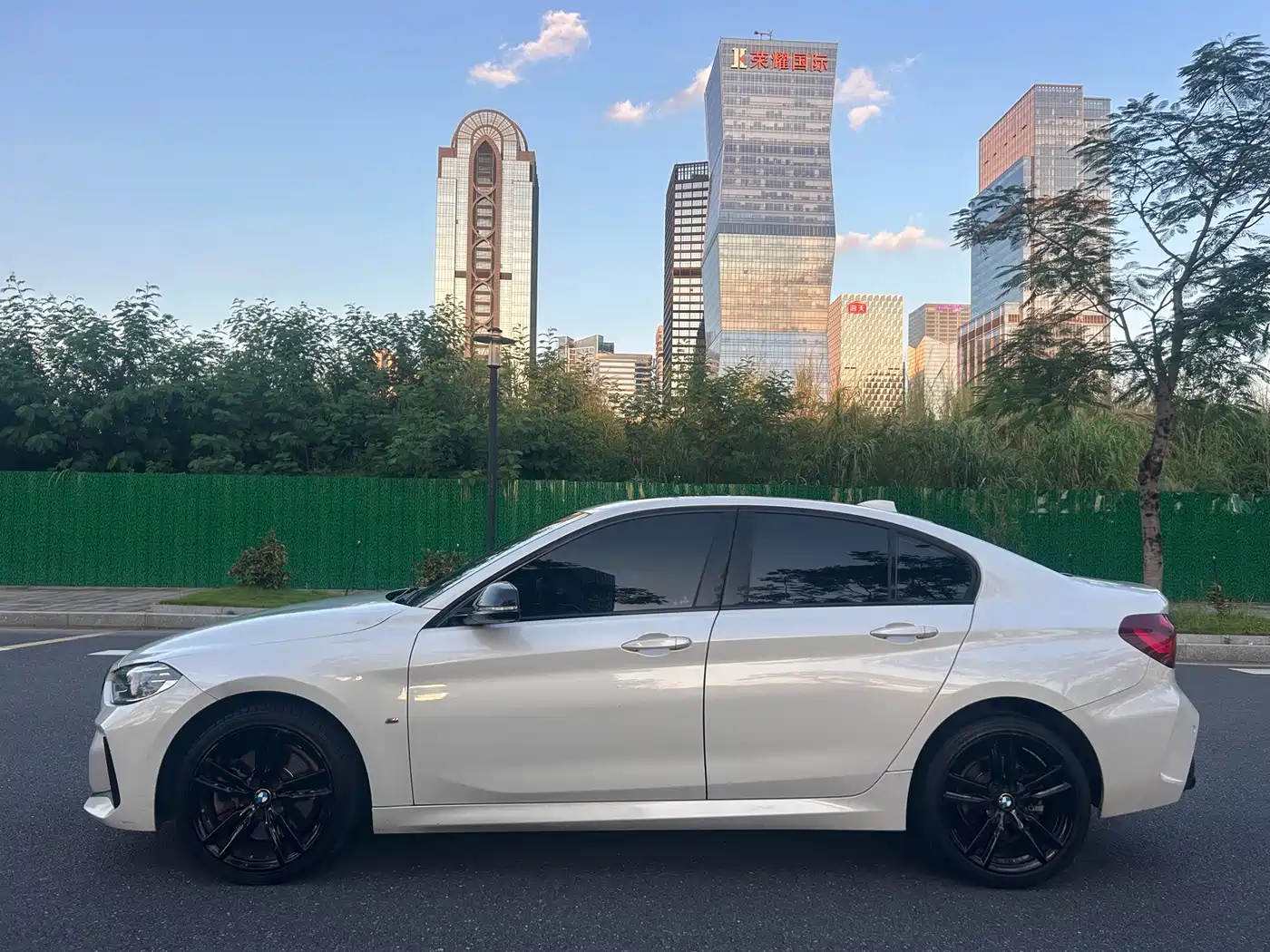BMW 1 Series 2023 2023 125i M Sport Shadow Edition