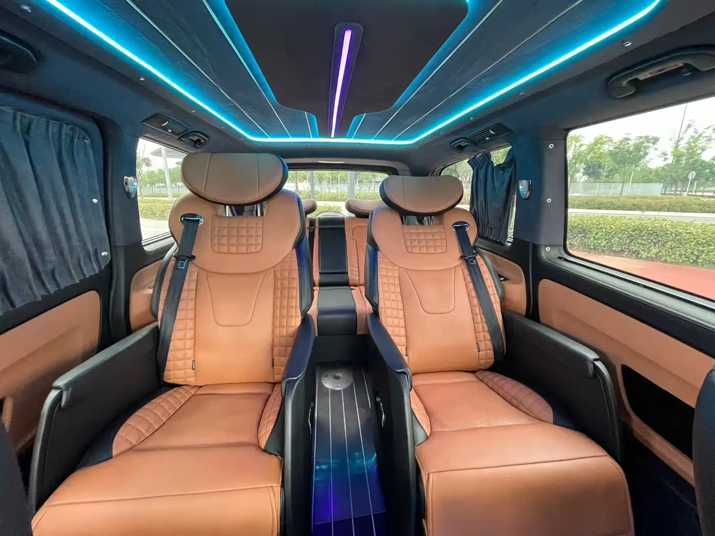 Mercedes-Benz Vito 2018 2.0T Business Edition China VI фото 6