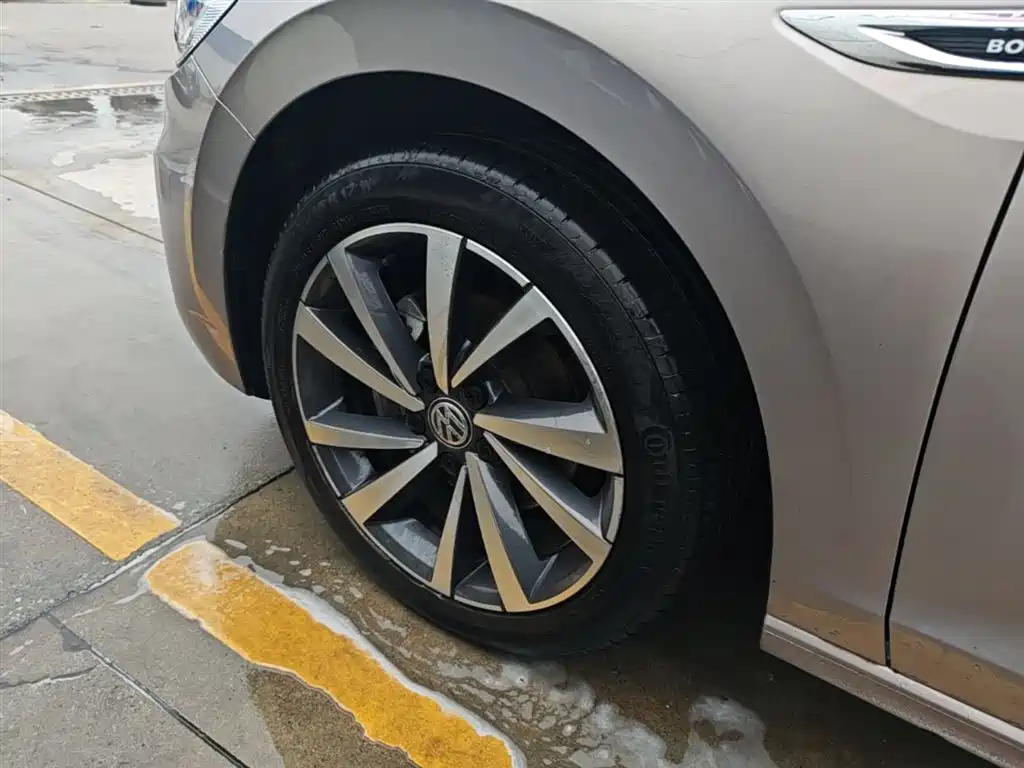 Volkswagen Bora 2020 280TSI DSG Luxury фото 23