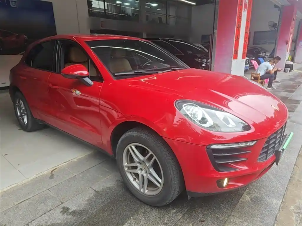Porsche Macan 2017 Macan 2.0T фото 4